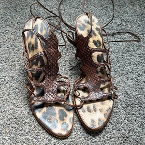 Roberto Cavalli snakeskin strappy sandal size 37 1/2